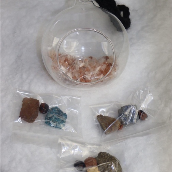 Hanging Glass Terrarium - Picture 1 of 2